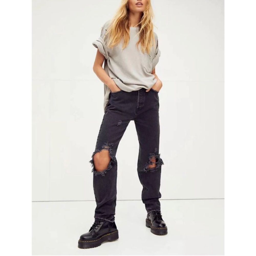 Free People Black High-Rise Distressed Jeans (Lasso)